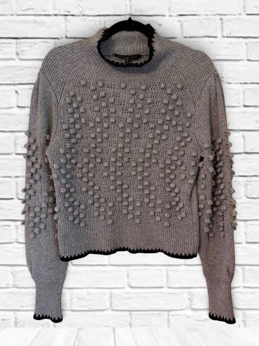BCBGMAXAZRIA  Merino Wool Viscose Bobble Knit Sweater Size Medium